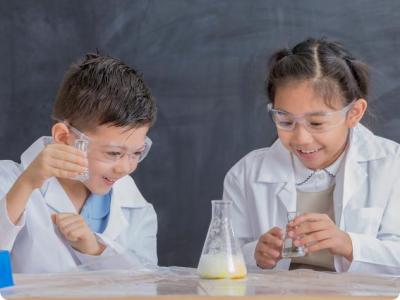 CAMP FUN SCIENCE | 6 - 8 YEARS